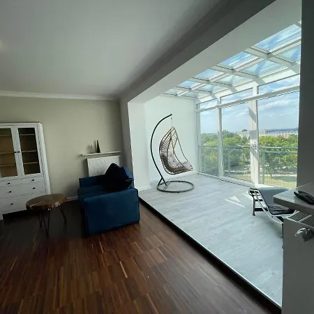 Kobielska 6 - Bezplatny Parking - Free Parking - 500m Wojskowy Instytut Medyczny - Wielki Taras Z Przepieknym Widokiem Na Park - Dla 4 Osob - Better Rentral Varsóvia