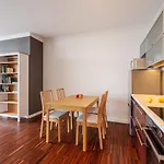 Kobielska 6 - Bezplatny Parking - Free Parking - 500m Wojskowy Instytut Medyczny - Wielki Taras Z Przepieknym Widokiem Na Park - Dla 4 Osob - Better Rentral *