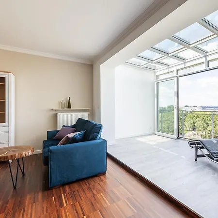 Kobielska 6 - Bezplatny Parking - Free Parking - 500m Wojskowy Instytut Medyczny - Wielki Taras Z Przepieknym Widokiem Na Park - Dla 4 Osob - Better Rentral Warschau