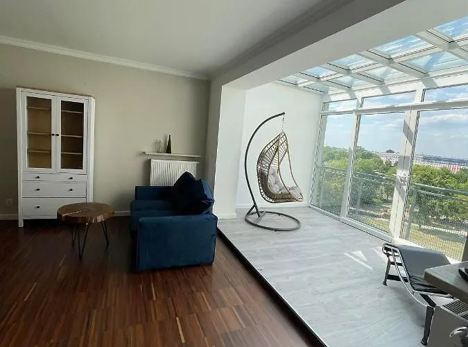 Kobielska 6 - Bezplatny Parking - Free Parking - 500m Wojskowy Instytut Medyczny - Wielki Taras Z Przepieknym Widokiem Na Park - Dla 4 Osob - Better Rentral Διαμέρισμα Βαρσοβία