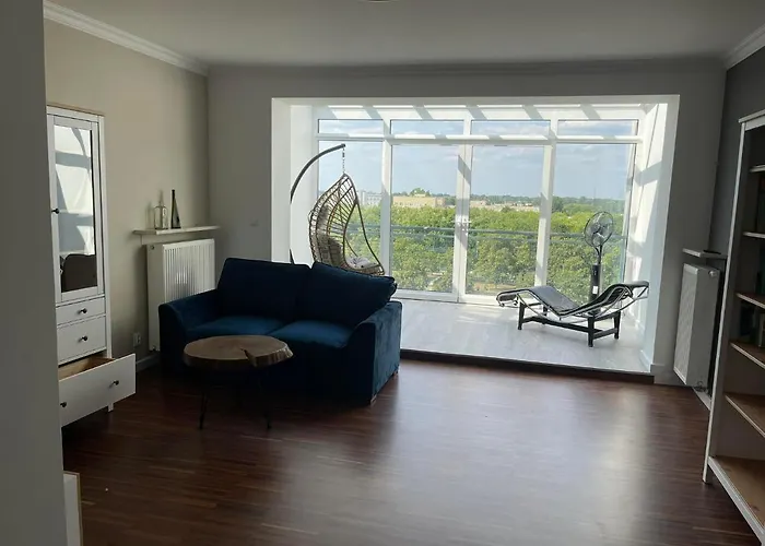 Kobielska 6 - Bezplatny Parking - Free Parking - 500m Wojskowy Instytut Medyczny - Wielki Taras Z Przepieknym Widokiem Na Park - Dla 4 Osob - Better Rentral * Βαρσοβία