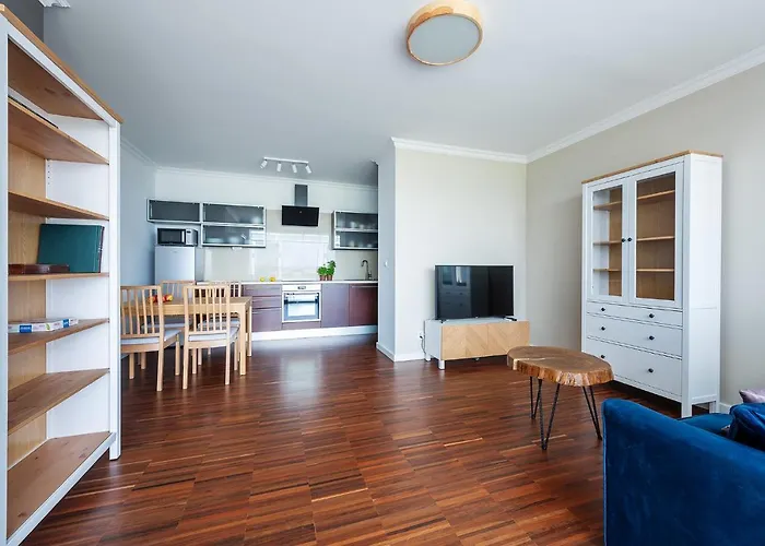 Kobielska 6 - Bezplatny Parking - Free Parking - 500m Wojskowy Instytut Medyczny - Wielki Taras Z Przepieknym Widokiem Na Park - Dla 4 Osob - Better Rentral Διαμέρισμα Βαρσοβία