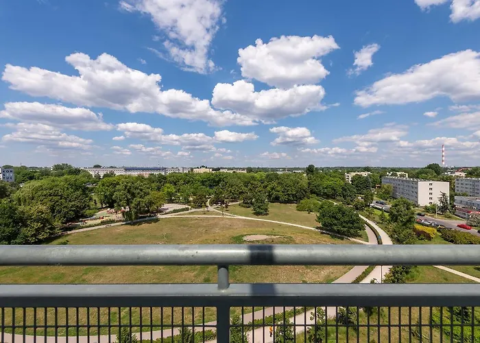 Kobielska 6 - Bezplatny Parking - Free Parking - 500m Wojskowy Instytut Medyczny - Wielki Taras Z Przepieknym Widokiem Na Park - Dla 4 Osob - Better Rentral Διαμέρισμα Βαρσοβία