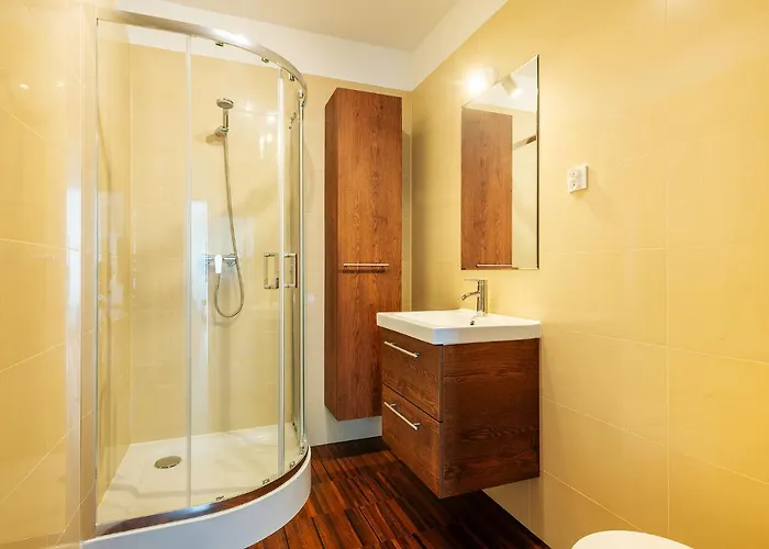 Kobielska 6 - Bezplatny Parking - Free Parking - 500m Wojskowy Instytut Medyczny - Wielki Taras Z Przepieknym Widokiem Na Park - Dla 4 Osob - Better Rentral * Βαρσοβία