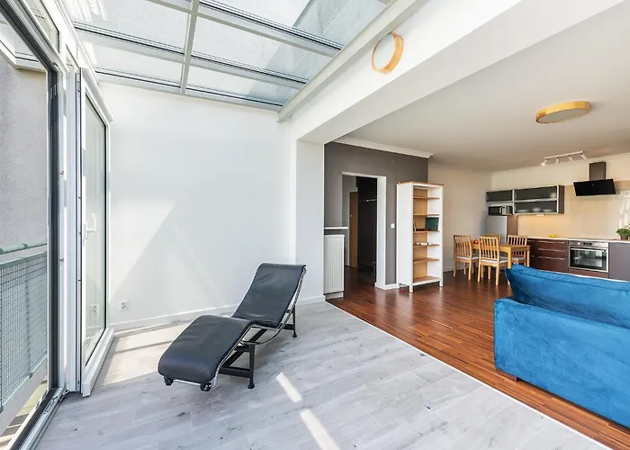 Kobielska 6 - Bezplatny Parking - Free Parking - 500m Wojskowy Instytut Medyczny - Wielki Taras Z Przepieknym Widokiem Na Park - Dla 4 Osob - Better Rentral * Βαρσοβία